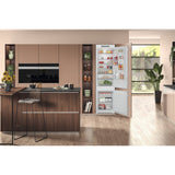 Hotpoint HTC20 T322 UK Total No Frost Integrated Fridge Freezer