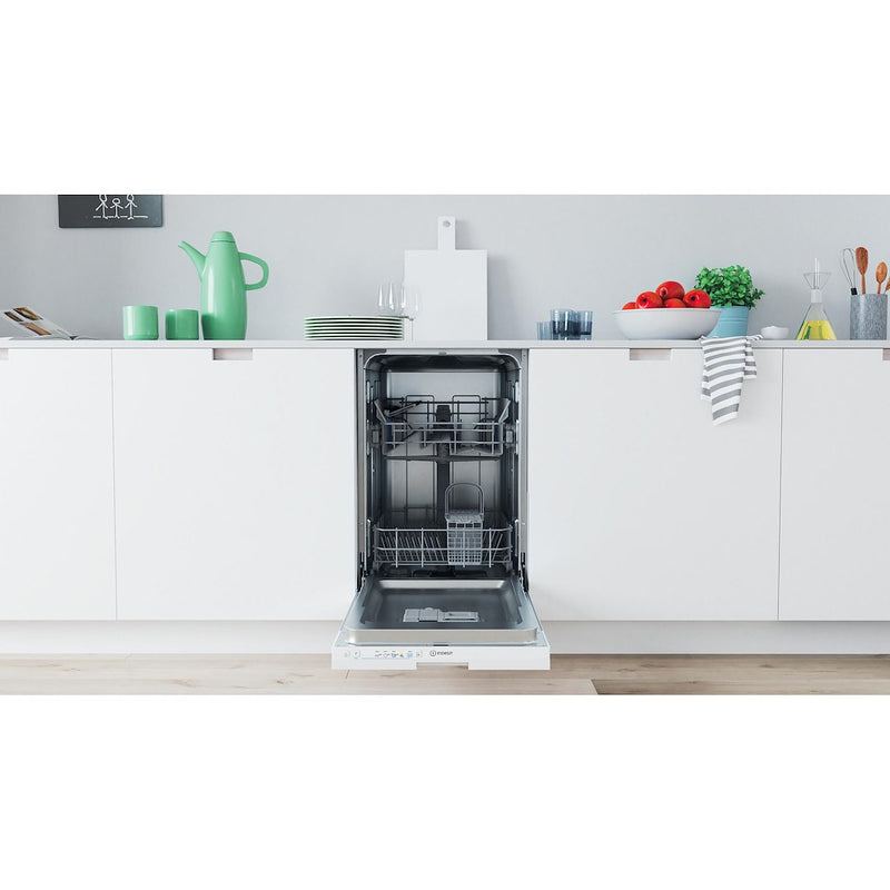Indesit IN2ID10CS80UK Built-In 45cm Dishwasher
