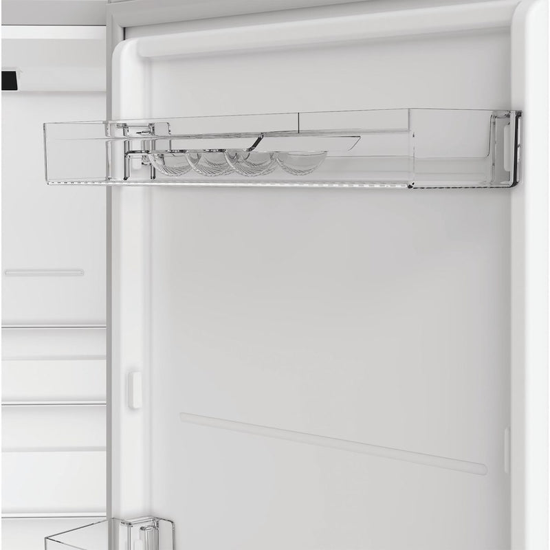 Indesit INK25361S4UK Freestanding Fridge Freezer - Inox