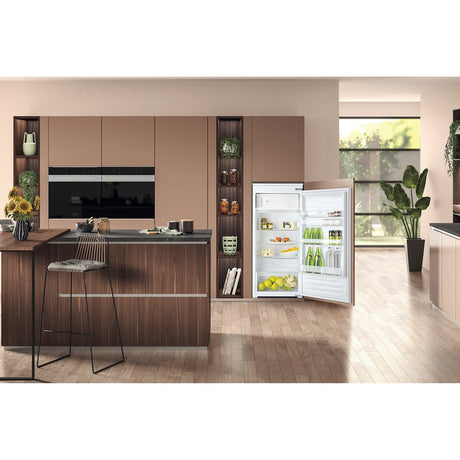 Hotpoint HSZ 12 A2D.UK 1 Integrated Fridge