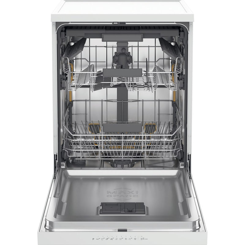 Whirlpool Dishwasher: in White - W7F HP33 UK