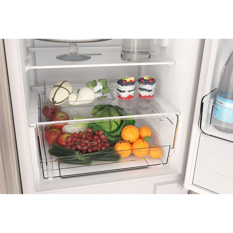 Indesit INC18T112 Built in fridge freezer
