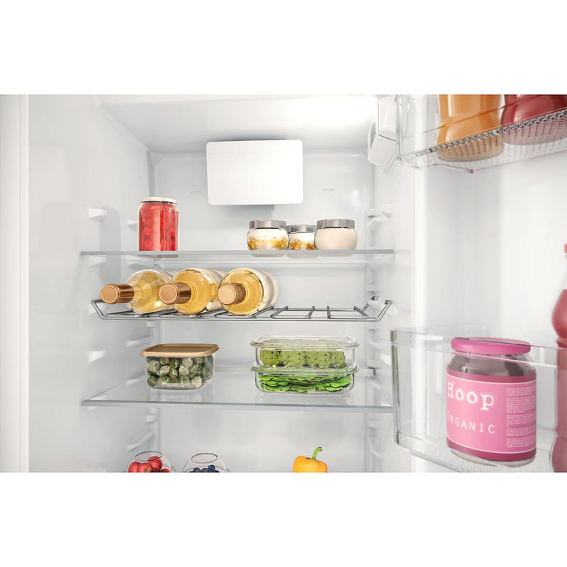 Hotpoint HTSD184011A1 Integrated Fridge
