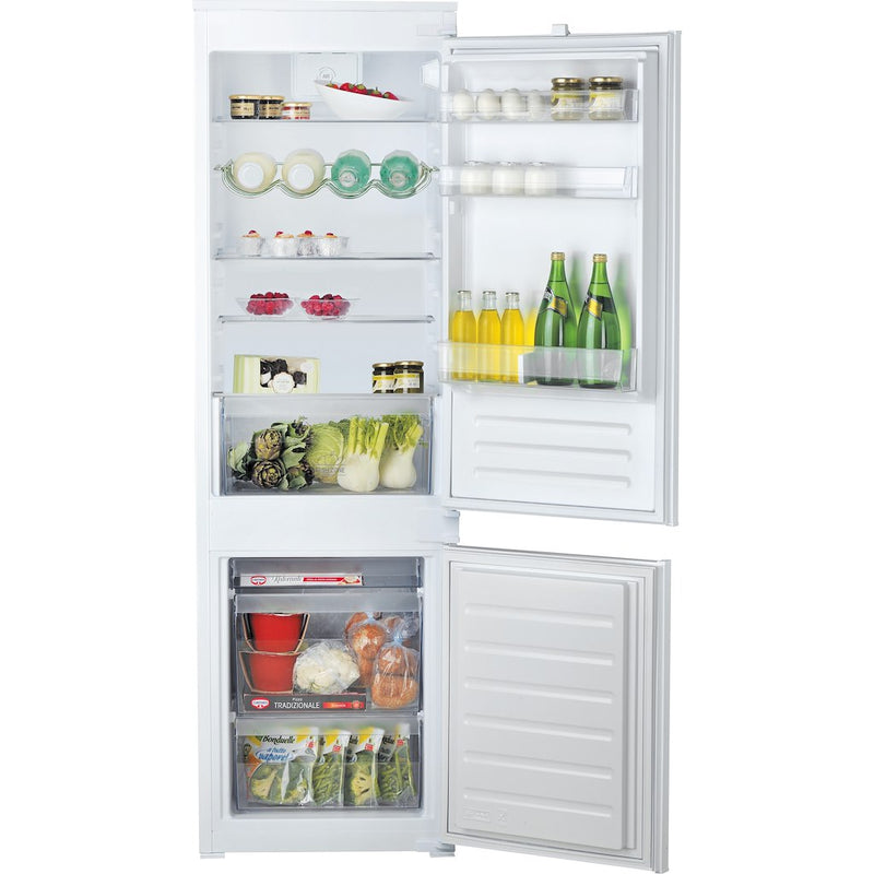 Hotpoint HMCB70302 Built In Fridge Freezer