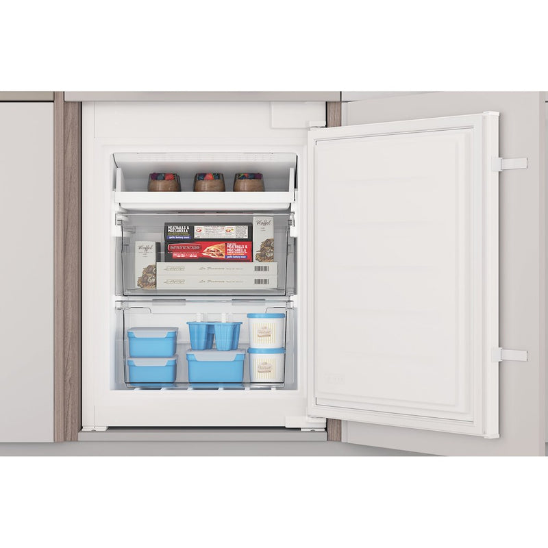 Indesit INC18T112 Built in fridge freezer