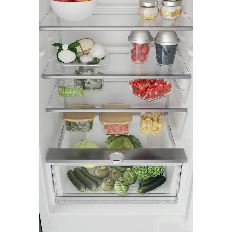 Hotpoint HTC18T112 Built in Fridge Freezer