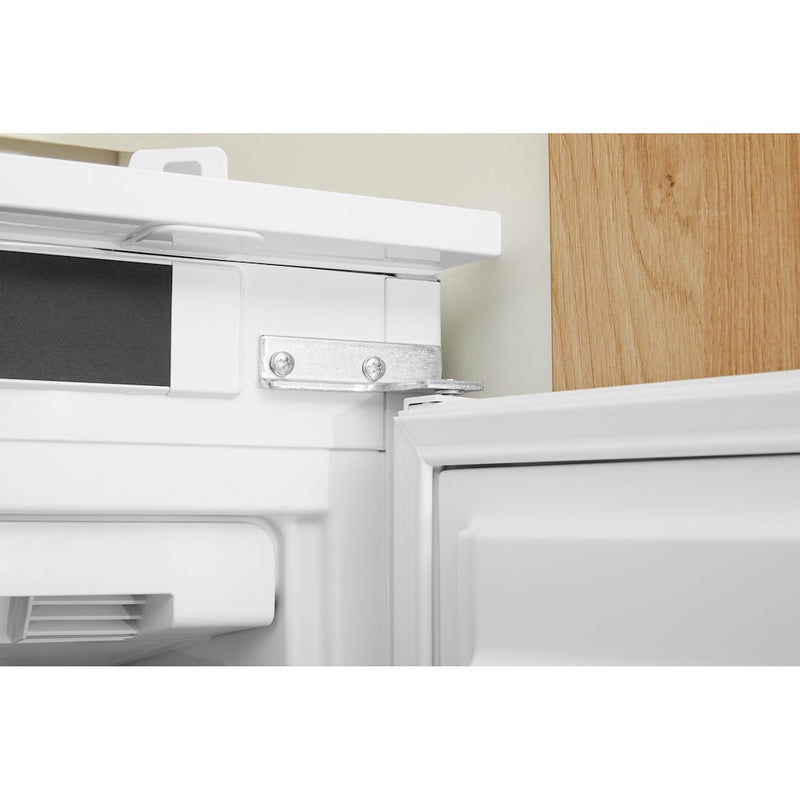 Hotpoint HF1801EF2 integrated upright freezer